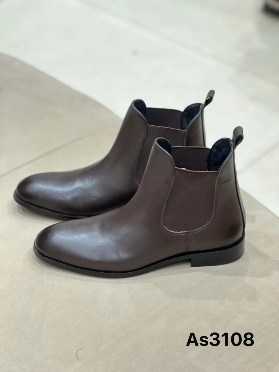 Chelsea Boot in Brown