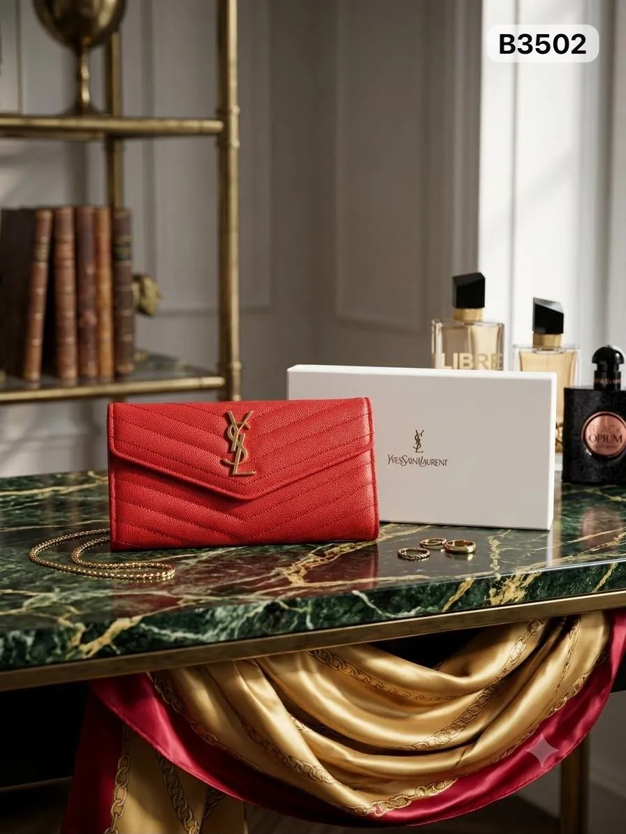 Chevron Envelope Wallet in Red