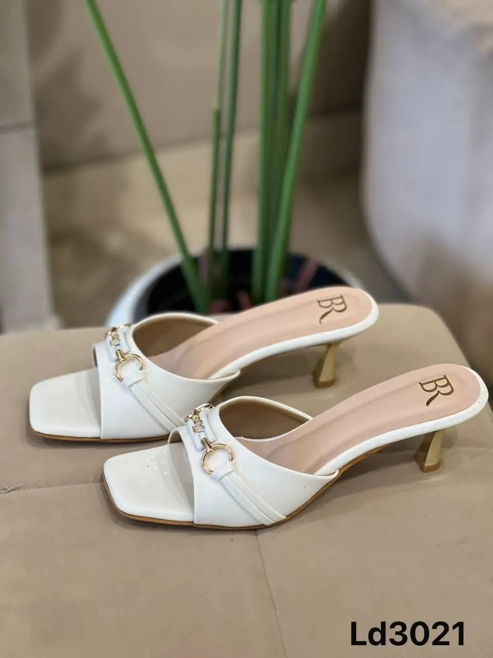 Bit Heeled Mule in White