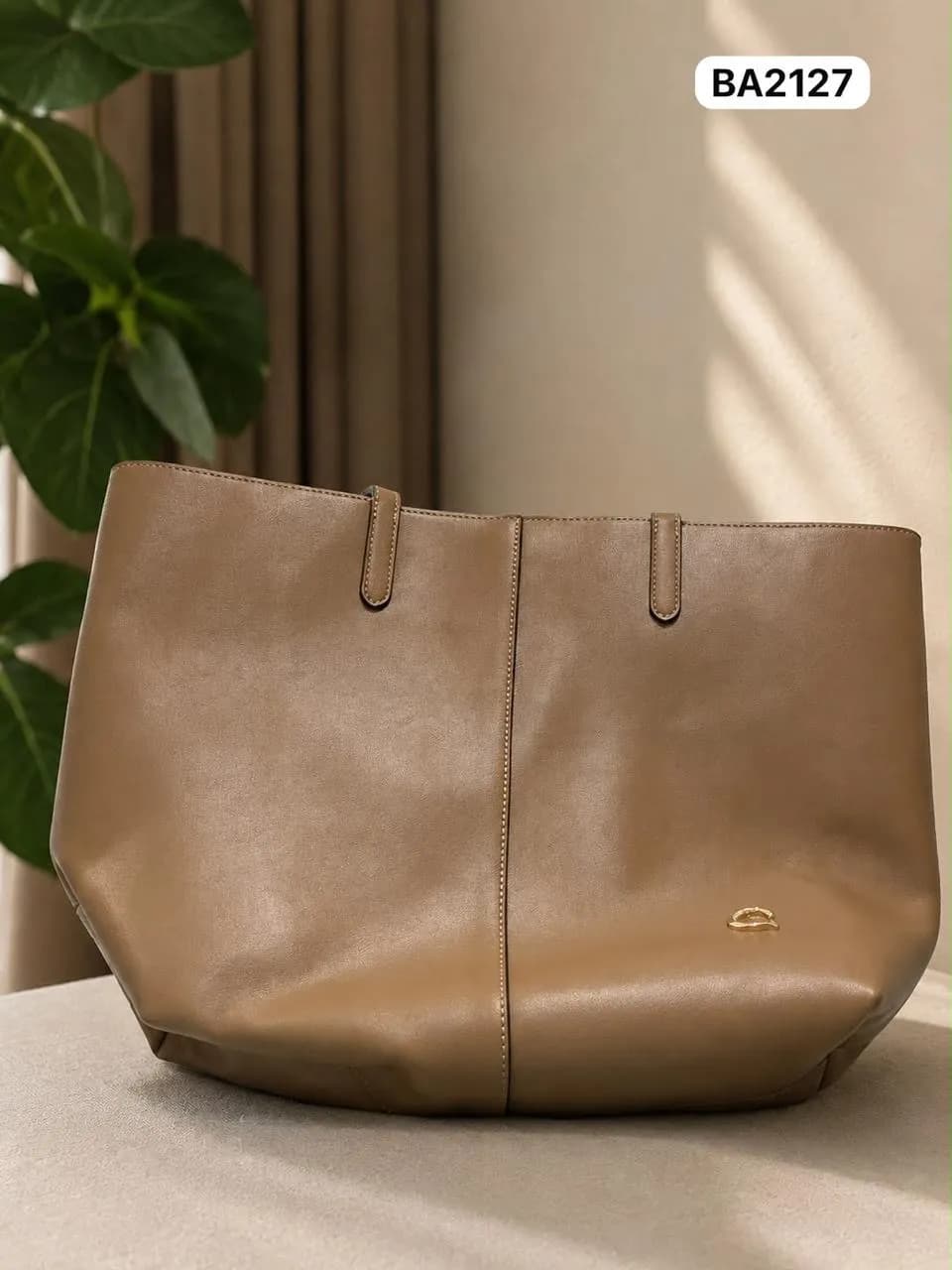 Slouch Tote in Taupe