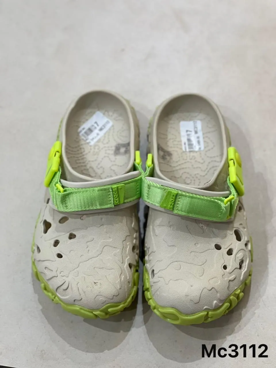 Trail Clog in Bone & Lime