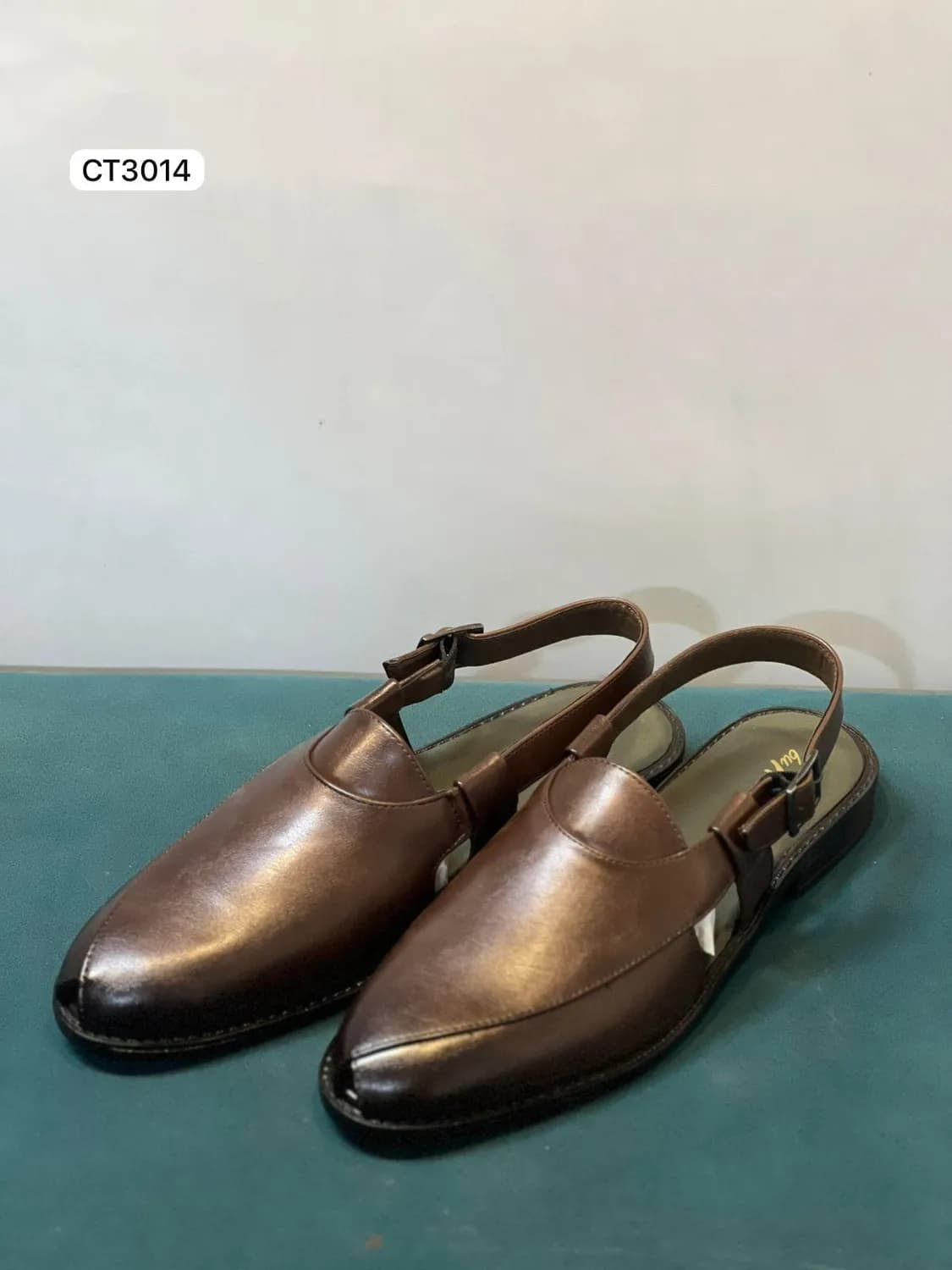 Peshawari Sandal in Brown
