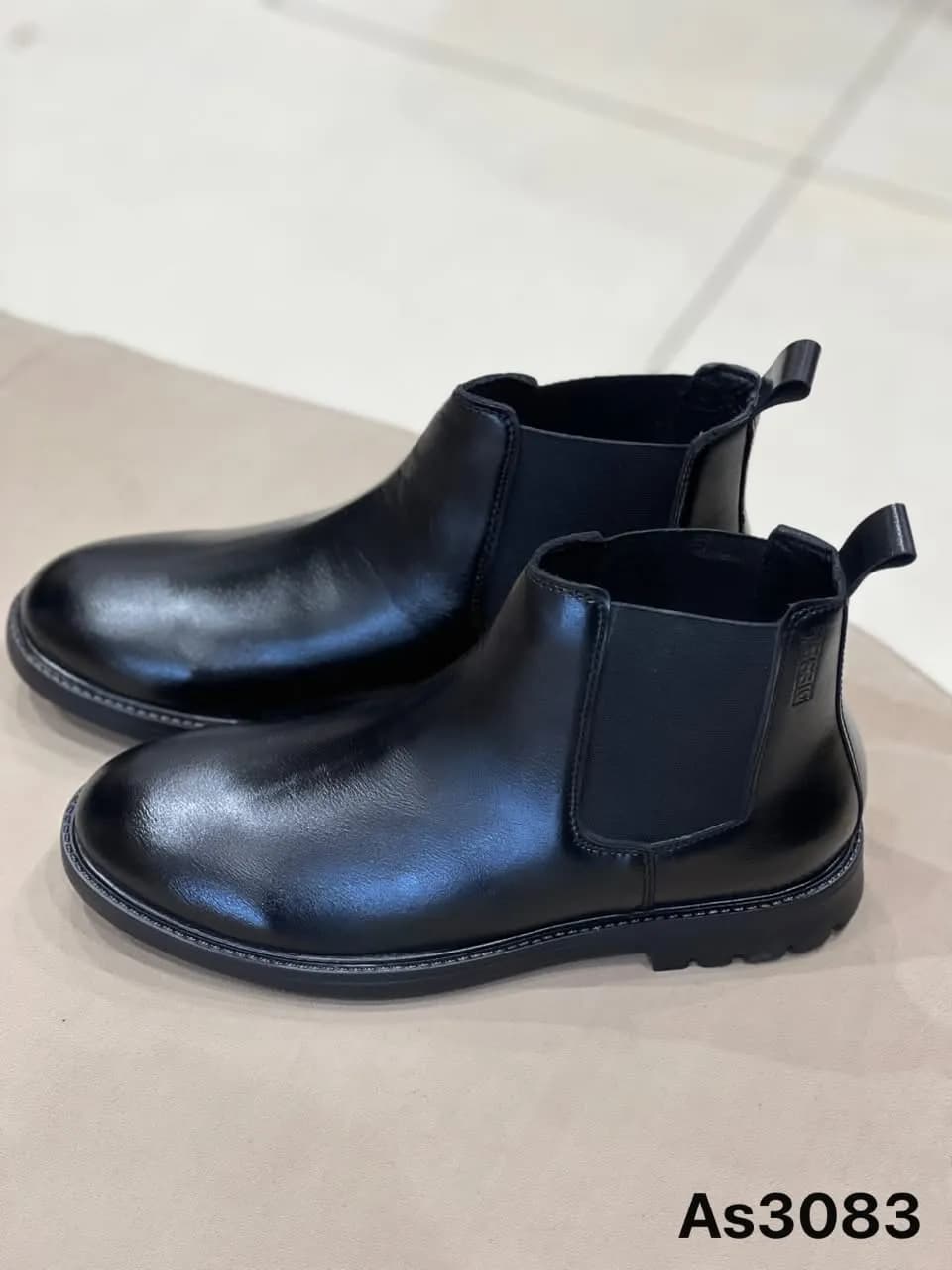Chelsea Boot in Black (AS3083)