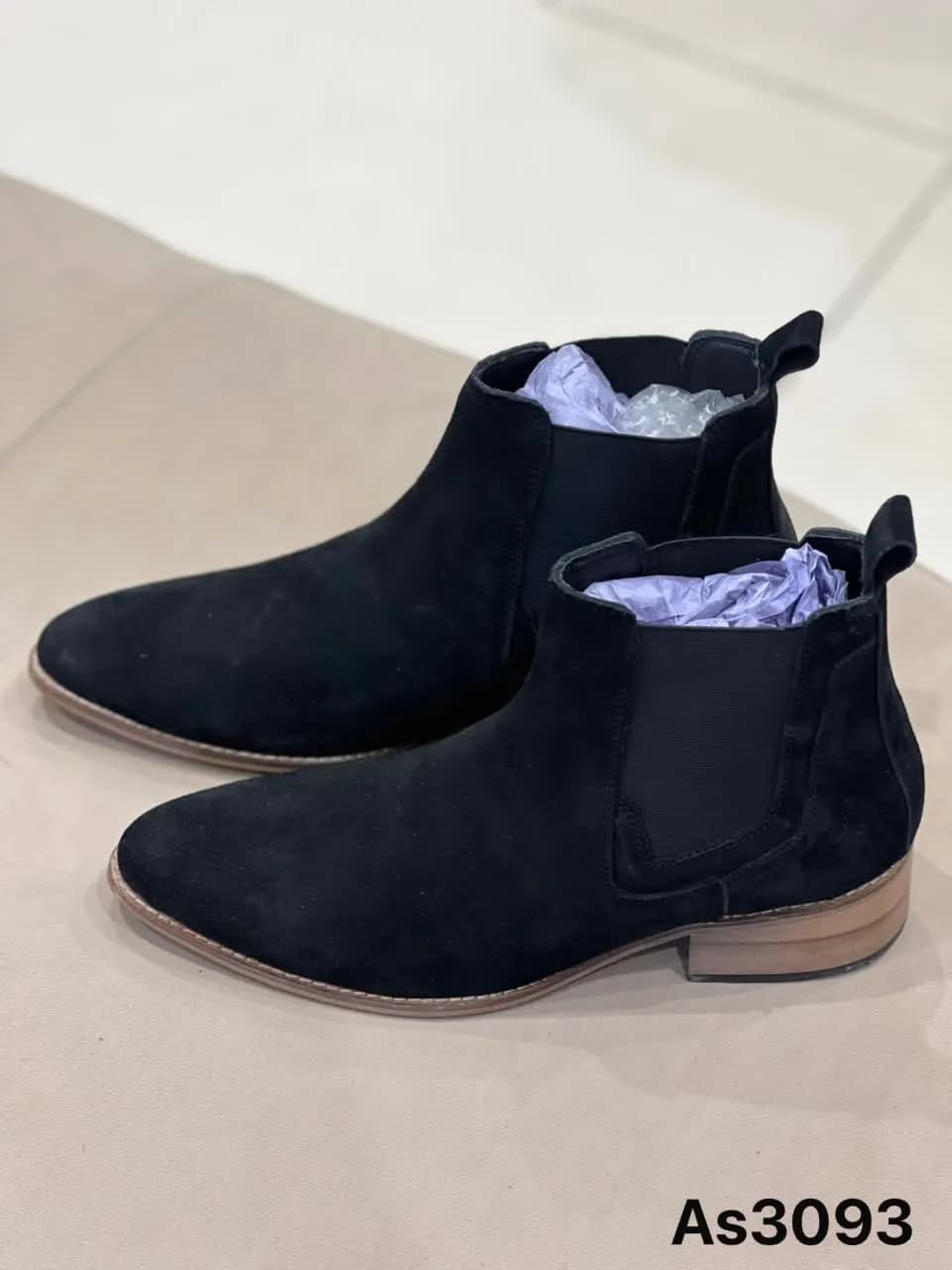 Suede Chelsea Boot in Black (AS3093)