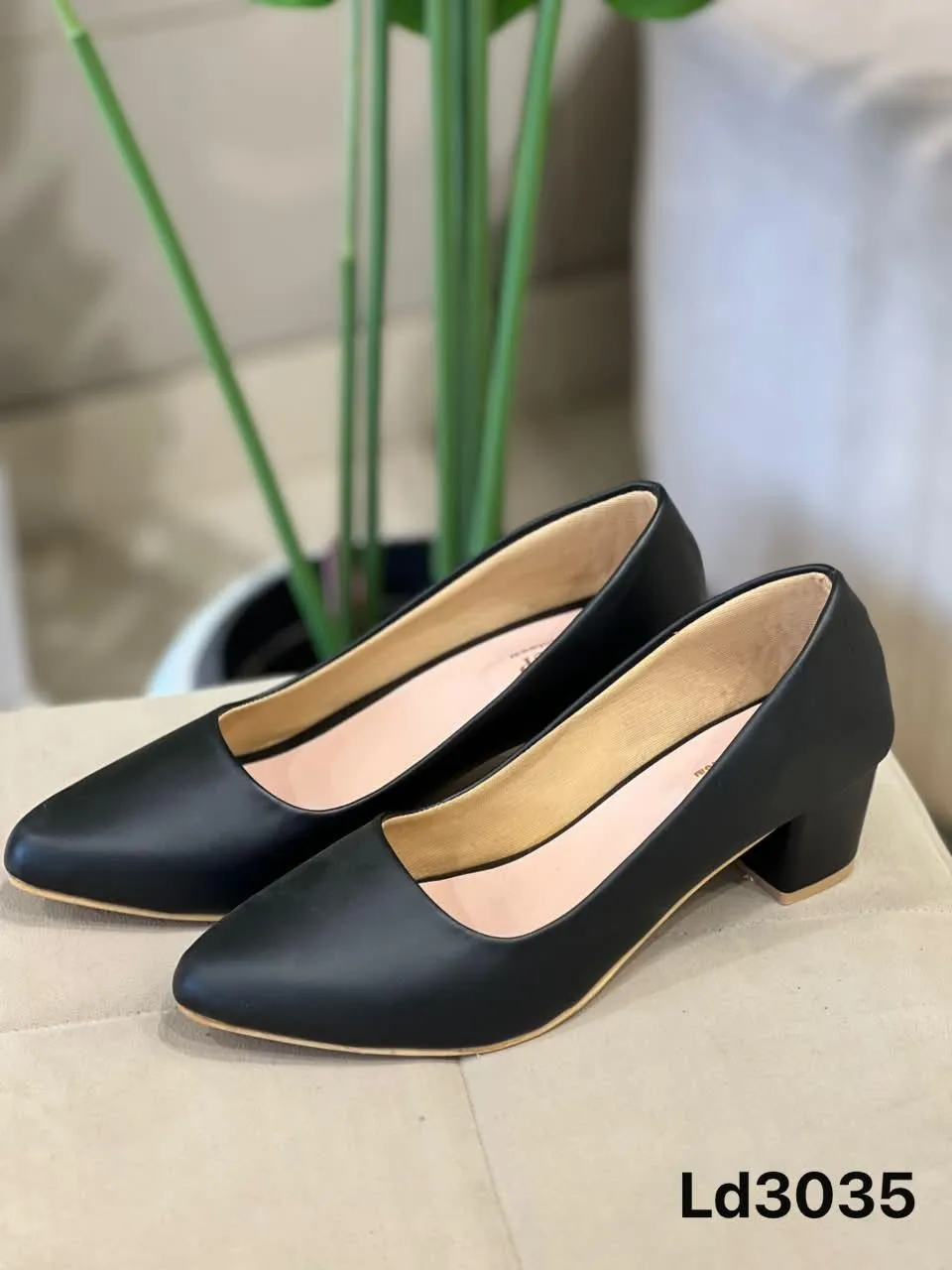 Leather Block-Heel Pump in Black