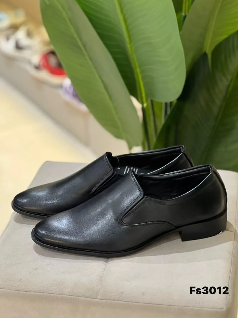 Formal Slip-On in Black