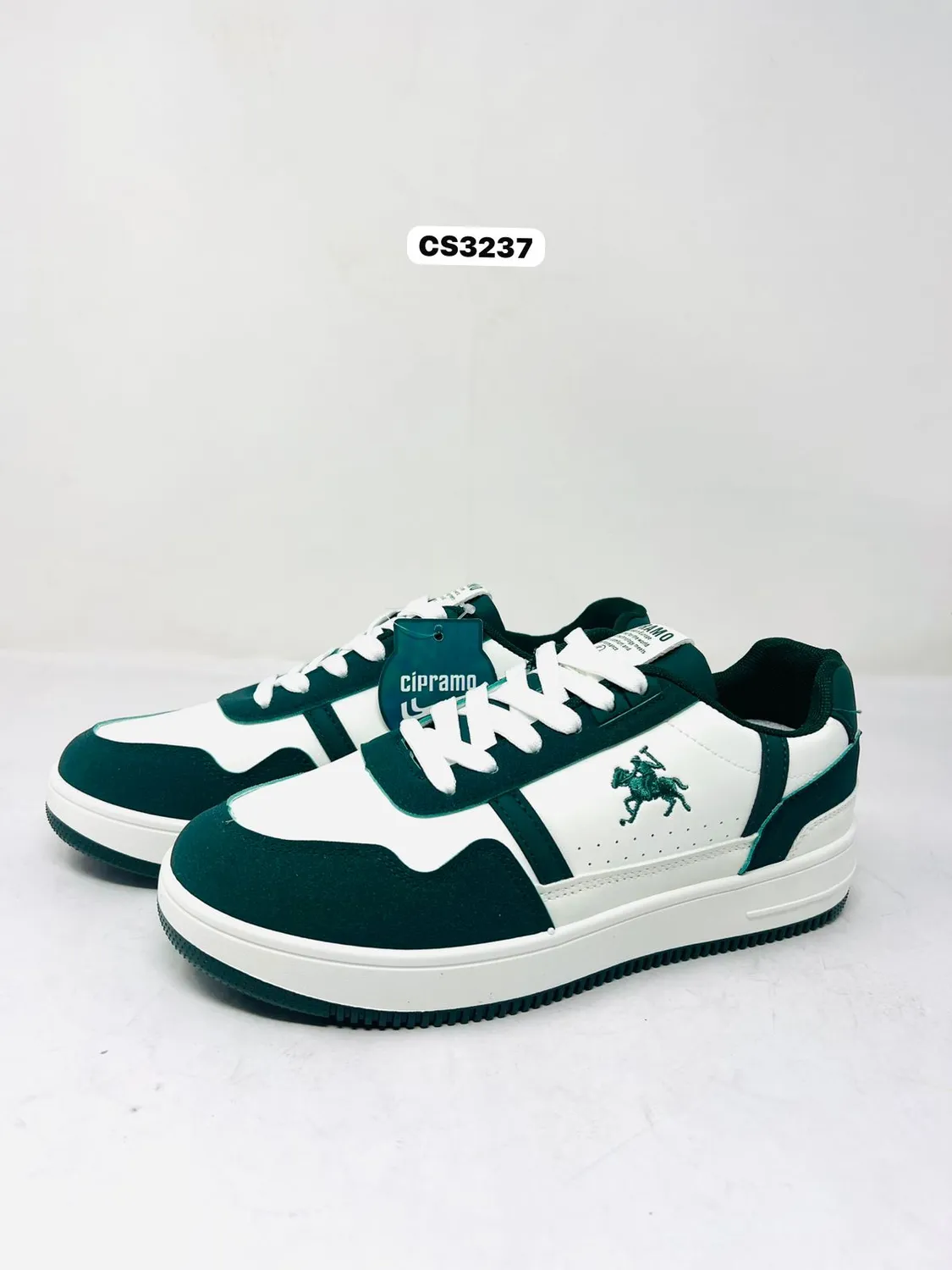Court Low in White & Green