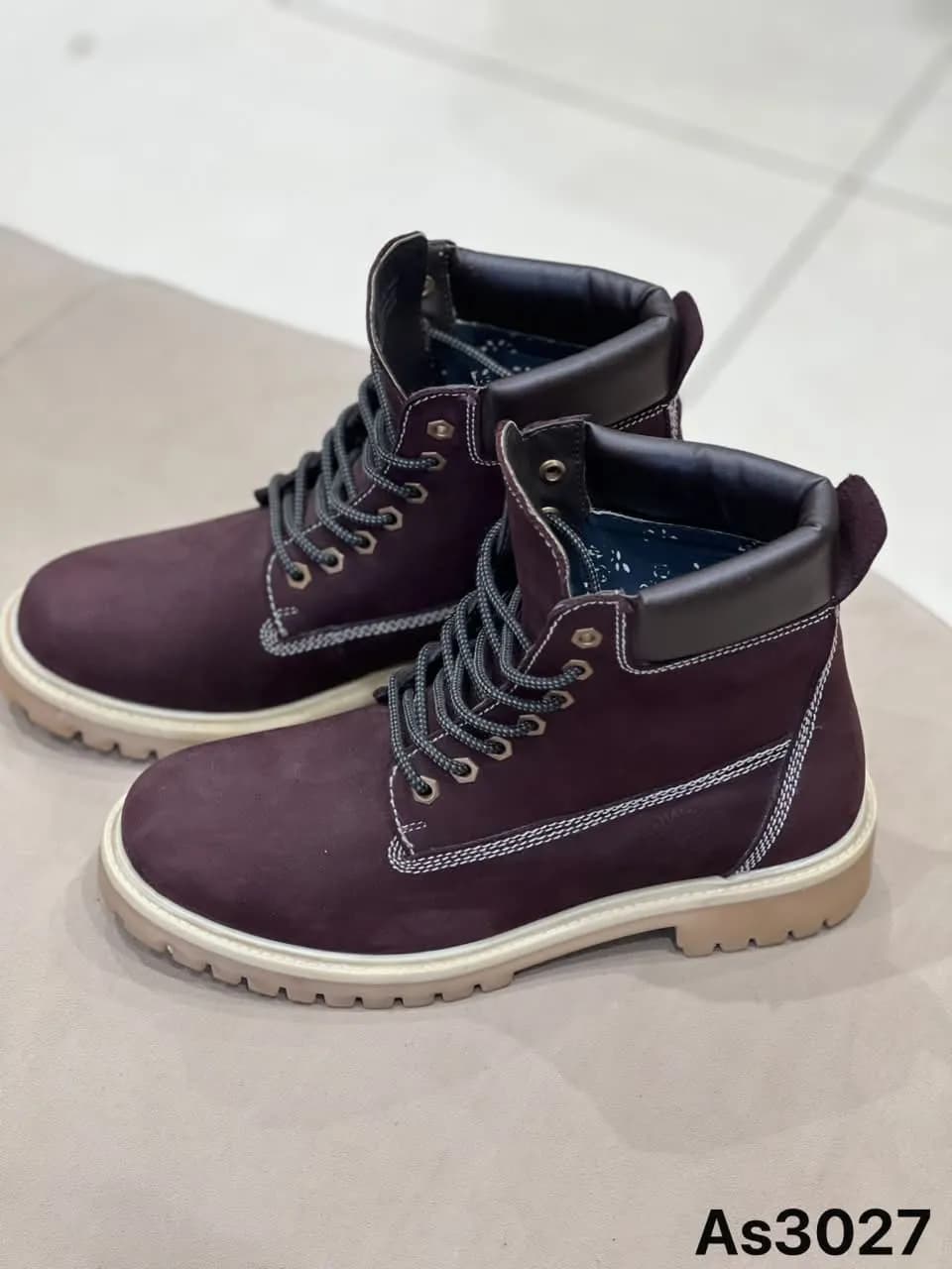 Work Boot in Burgundy