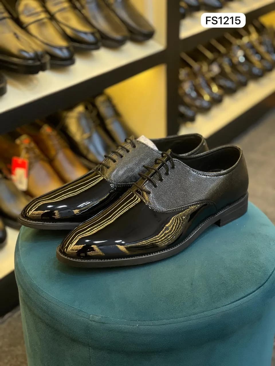 Patent Textured Derby in Black (FS1215)