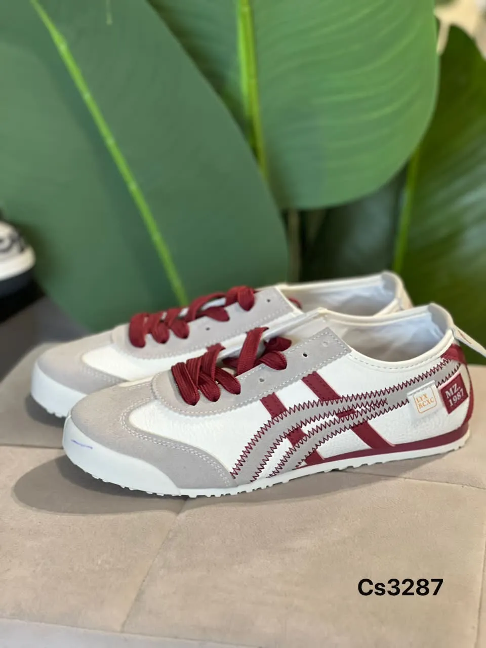 Heritage Trainer in White & Burgundy