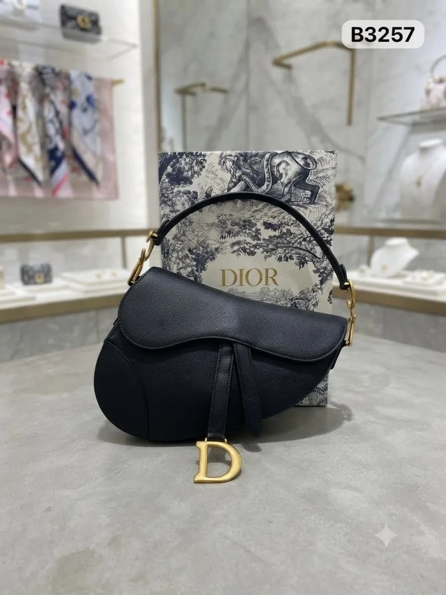 Saddle Bag in Black