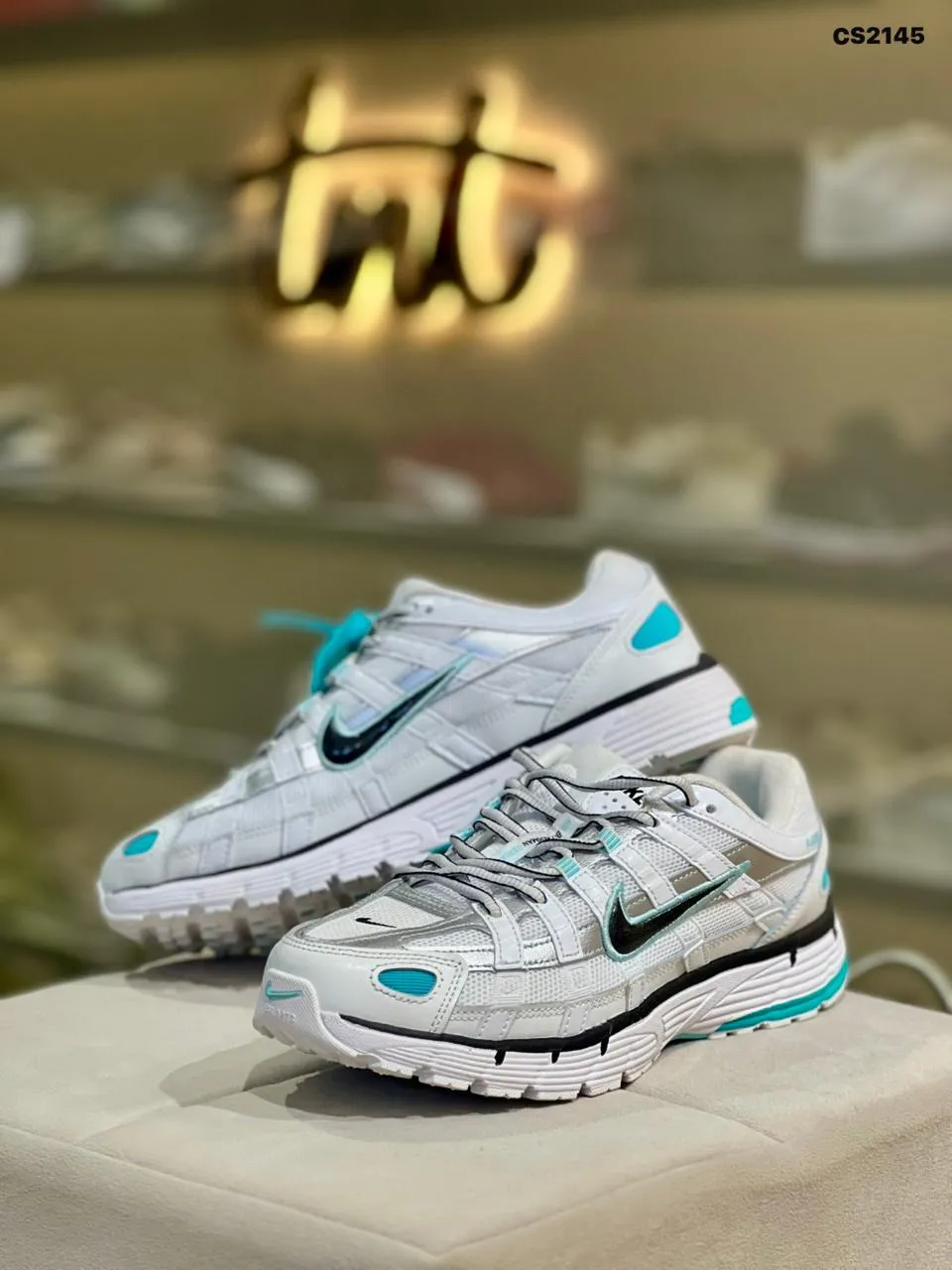 Y2K Tech Runner in Aqua & White