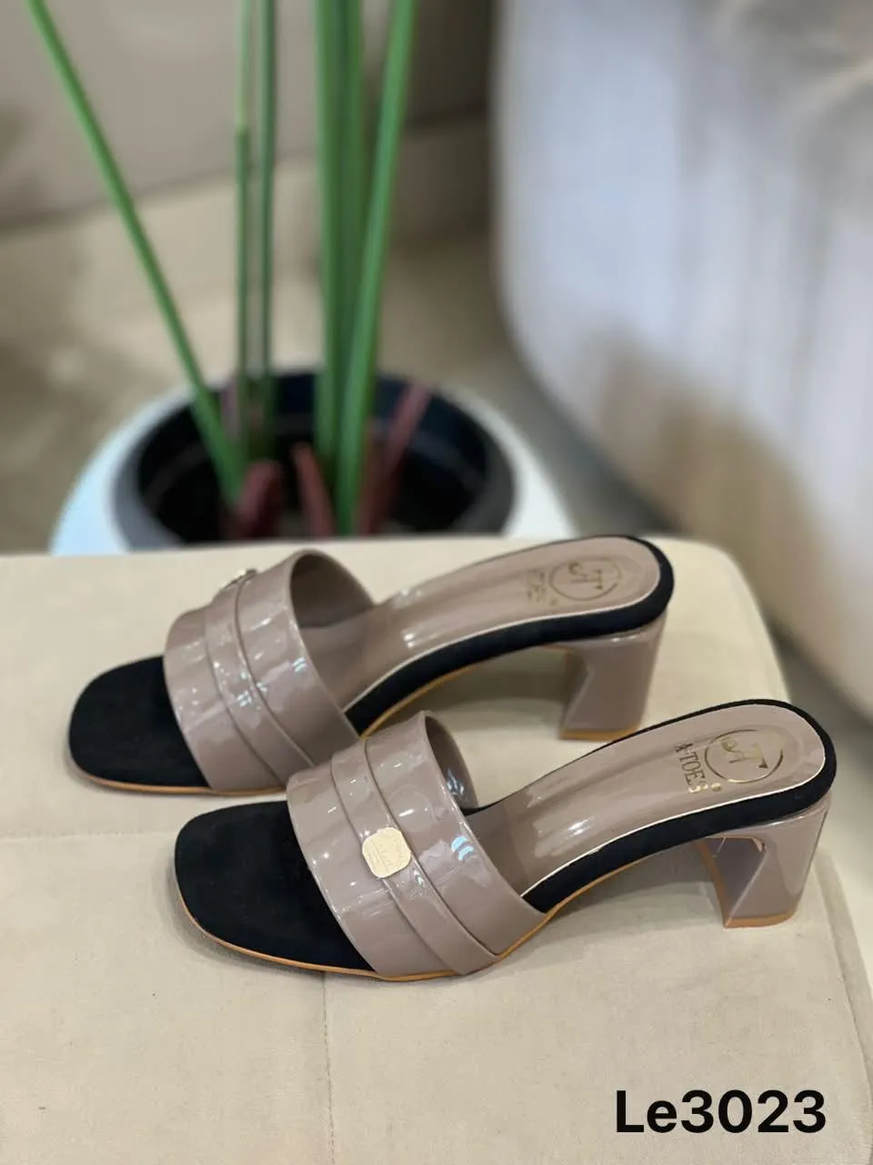 Block-Heel Mule in Taupe