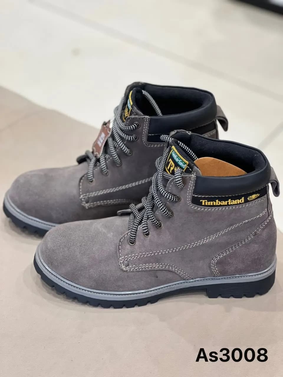 Work Boot in Grey
