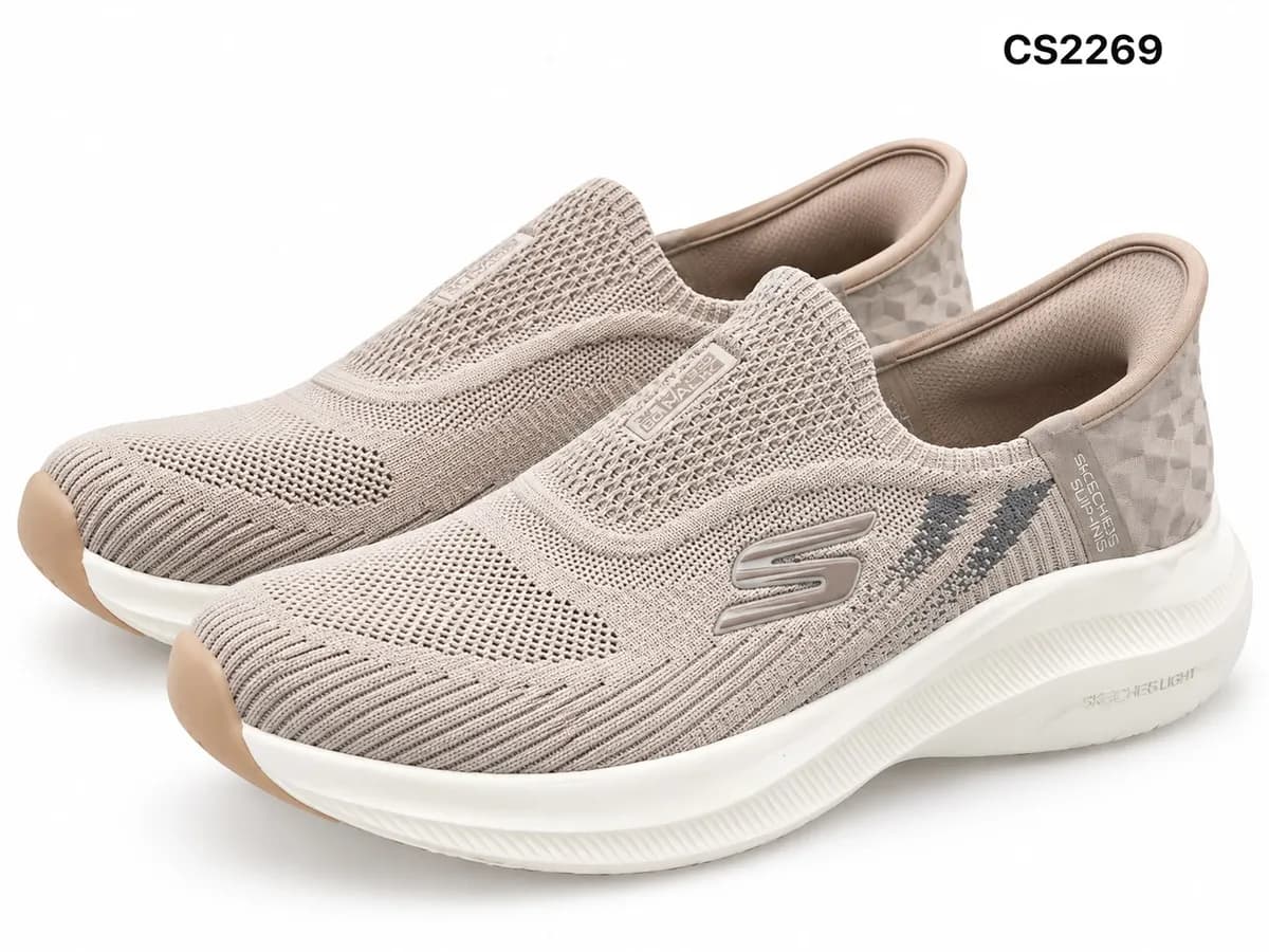 Knit Slip-On in Taupe