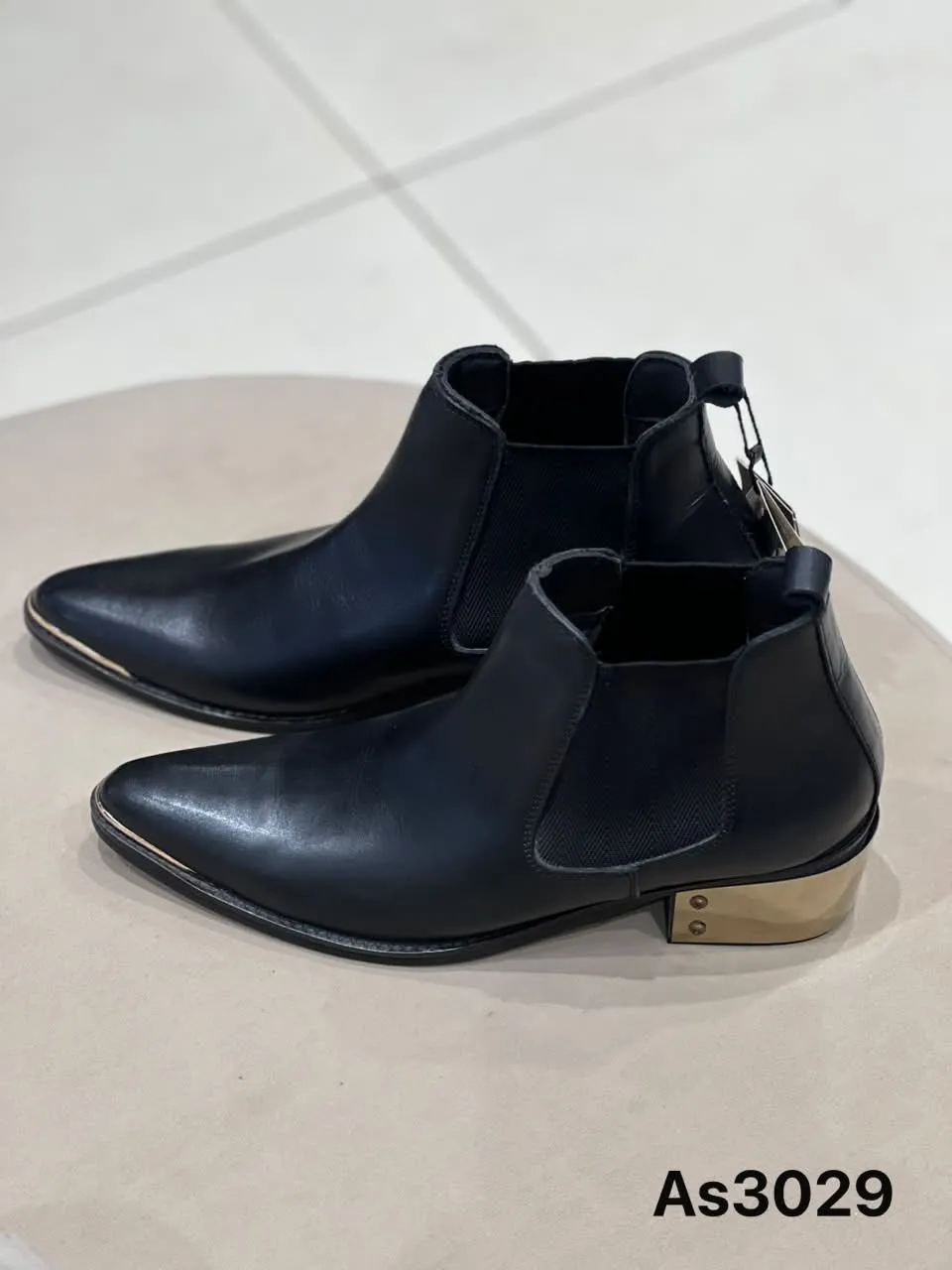 Chelsea Boot in Black (AS3029)