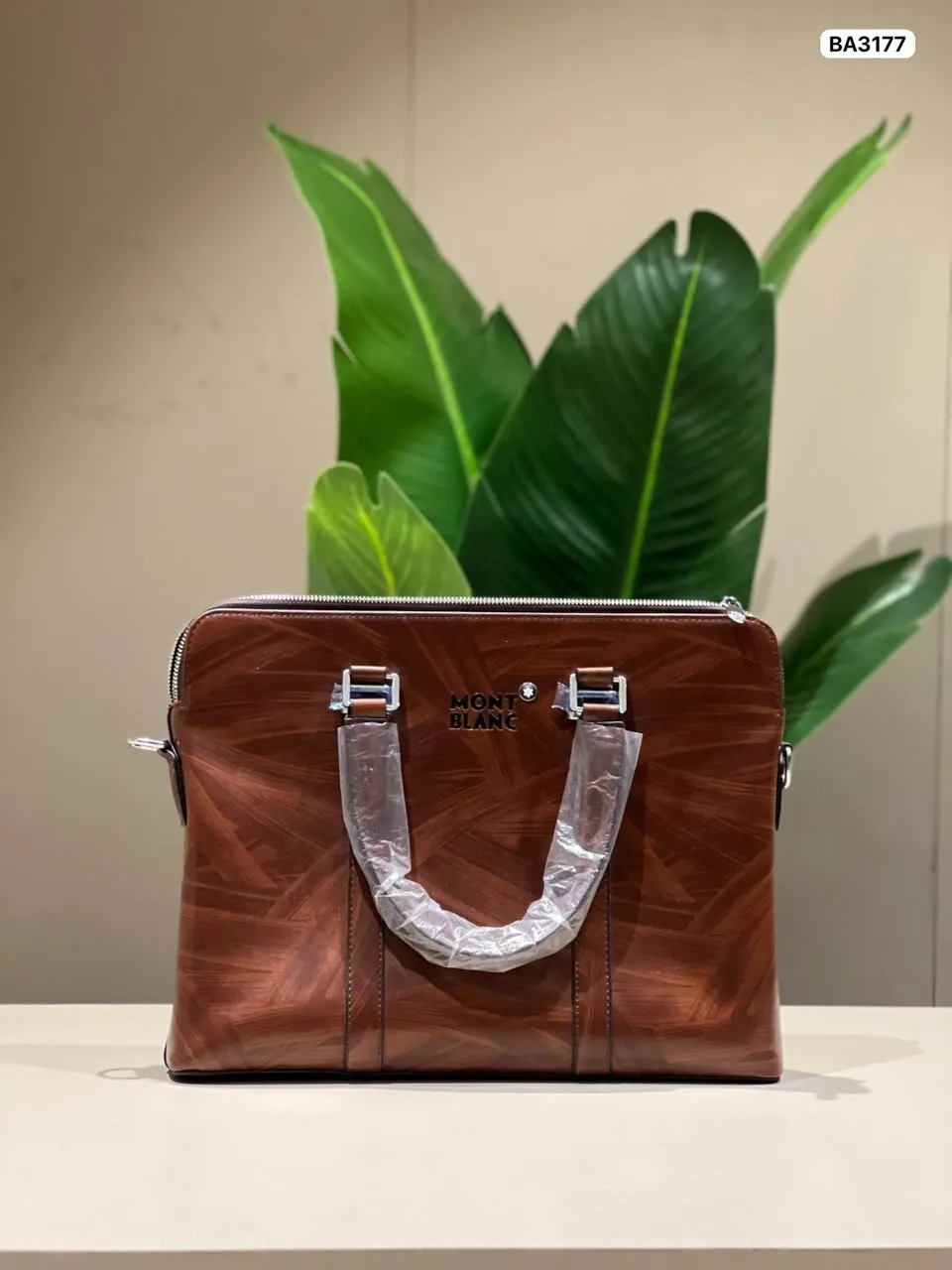 Leather Office Bag in Cognac