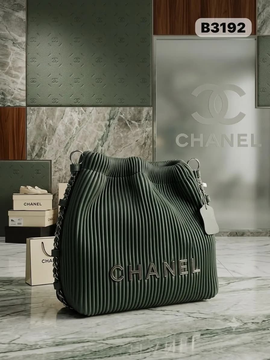 Pleated Shoulder Bag in Forest Green