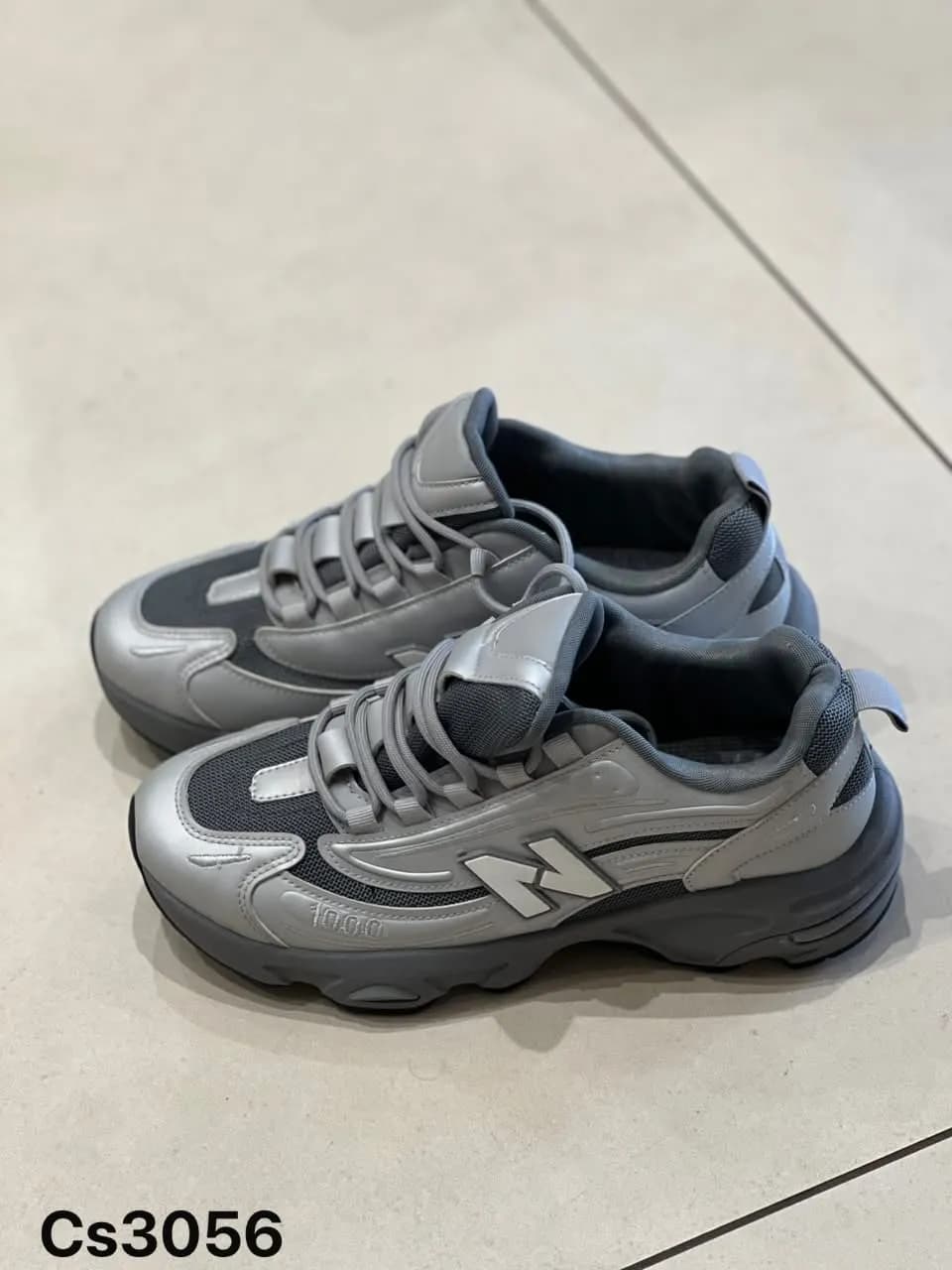 Chunky Runner in Silver