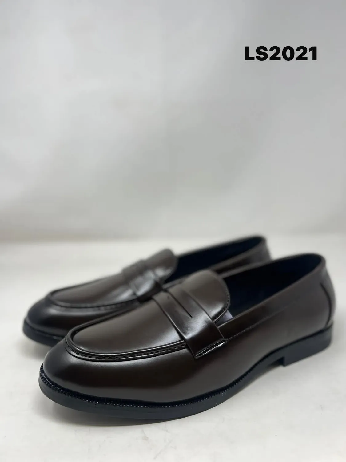 Penny Loafer in Brown (LS2021)