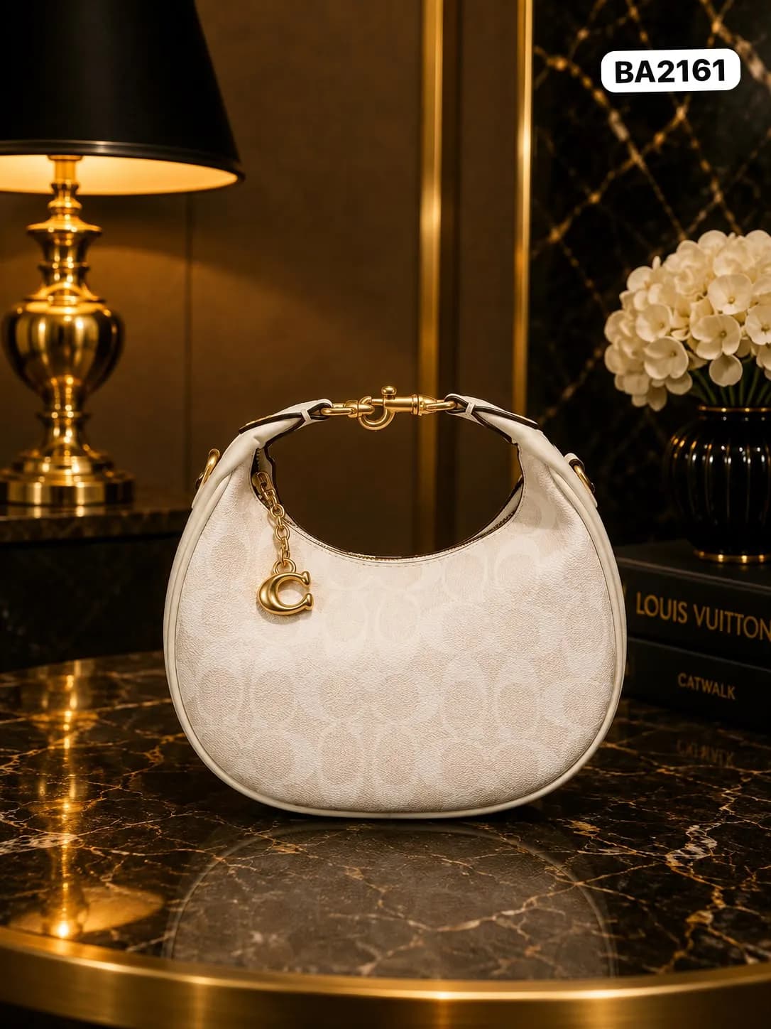 Crescent Hobo in Ivory