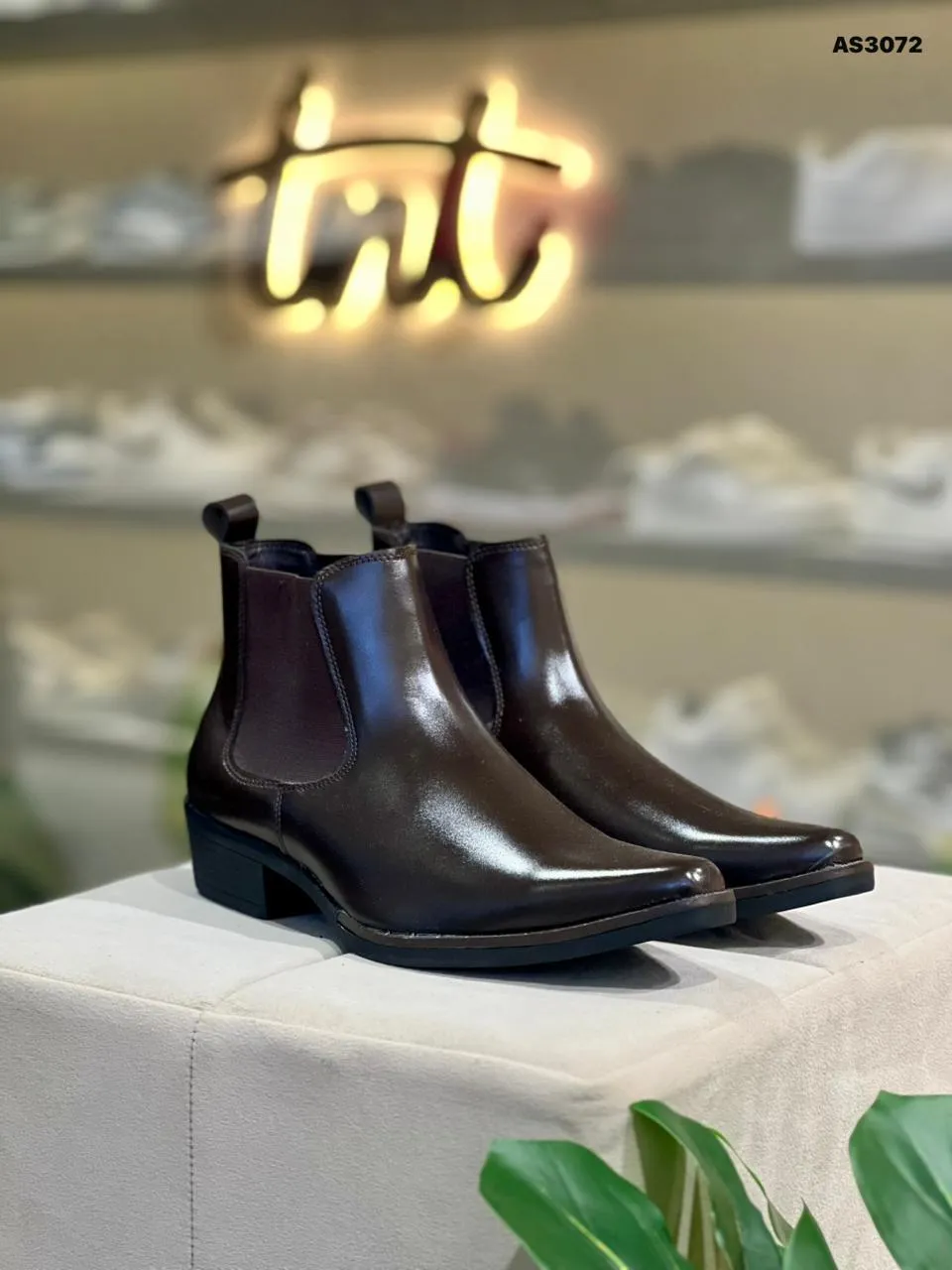 Polished Chelsea Boot in Burgundy