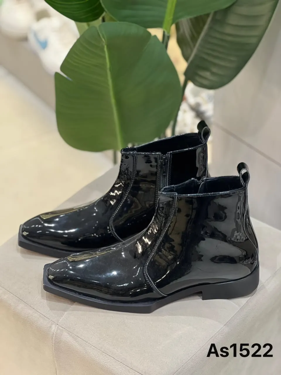 Patent Chelsea Boot in Black (AS1522)
