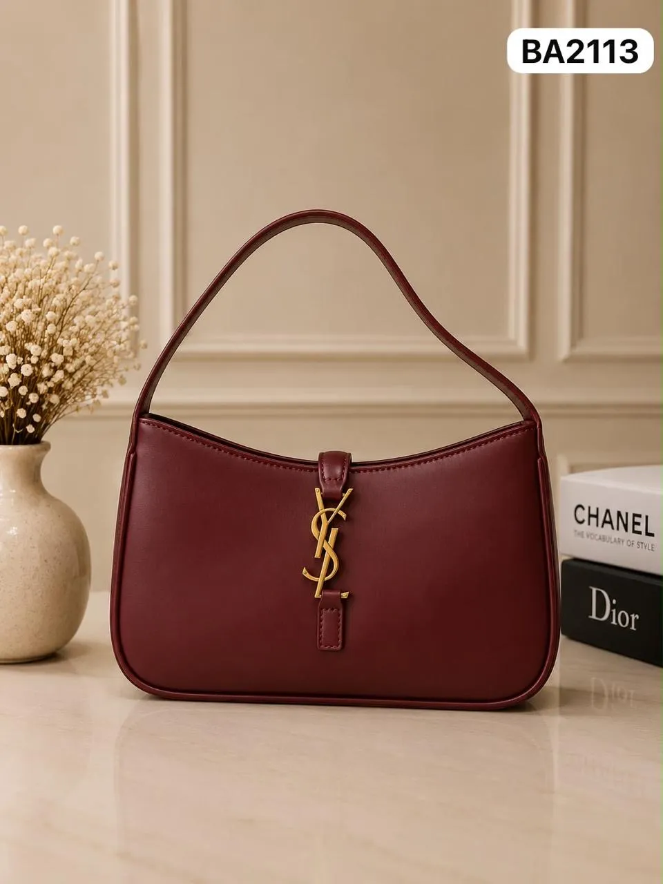 Hobo Shoulder Bag in Burgundy