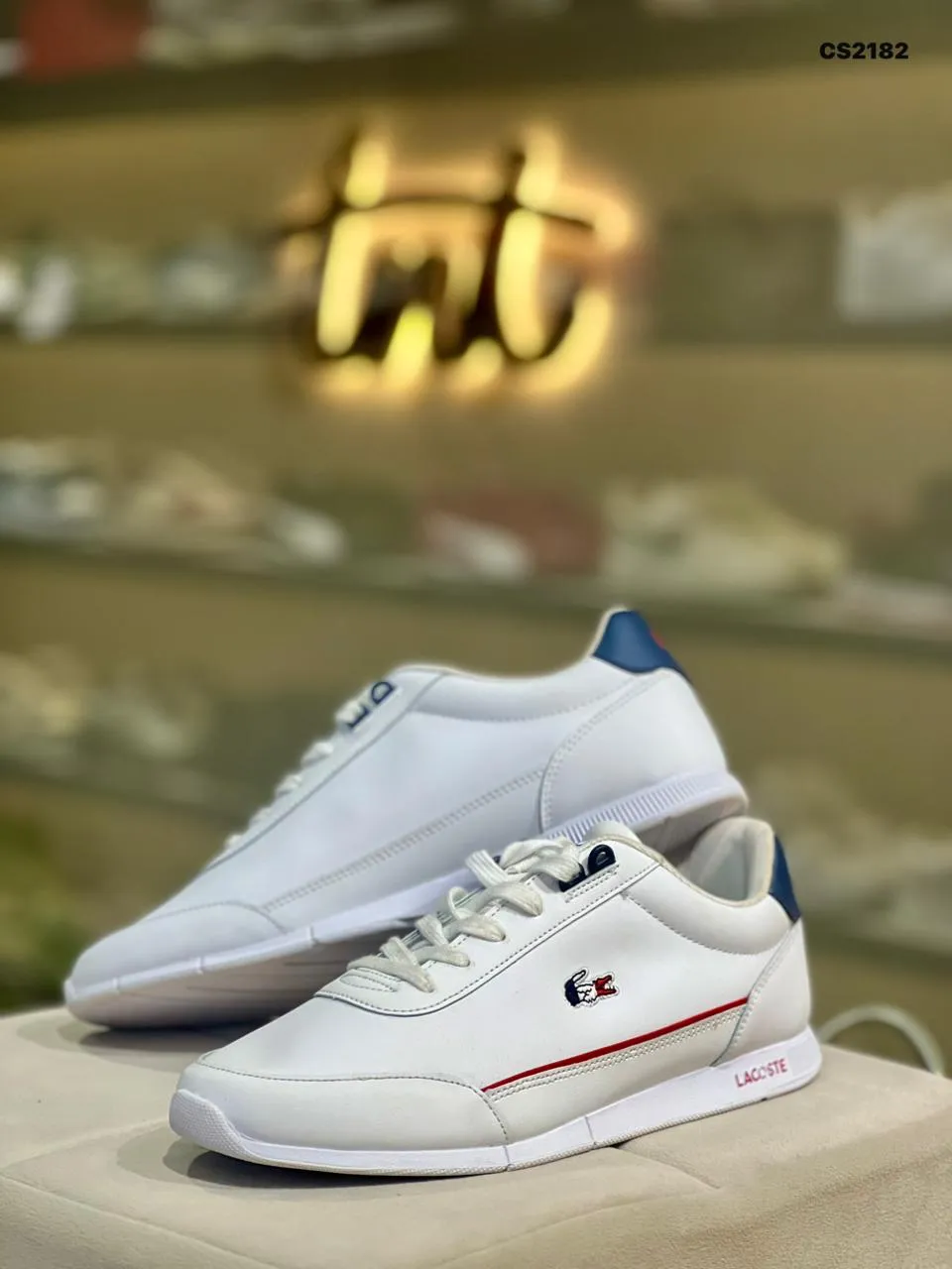 Court Classic in White & Red