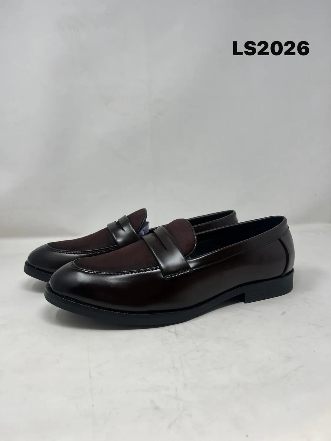 Penny Loafer in Burgundy