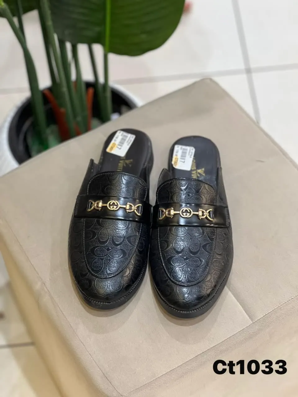 Bit Brogue Mule in Black