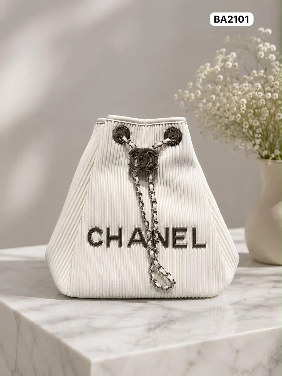 Pleated Drawstring Bucket in White